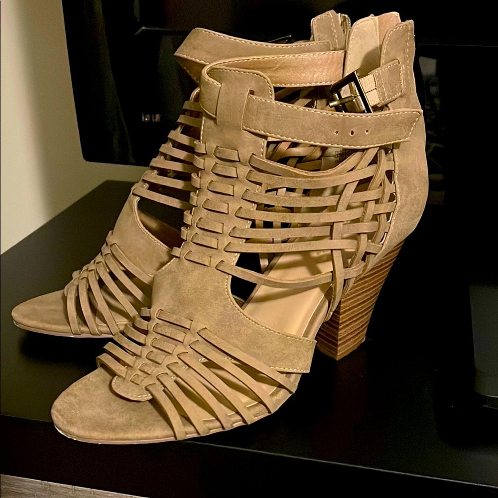 🌸🌸🌸 Dress Sandals 🍁🍁🍁